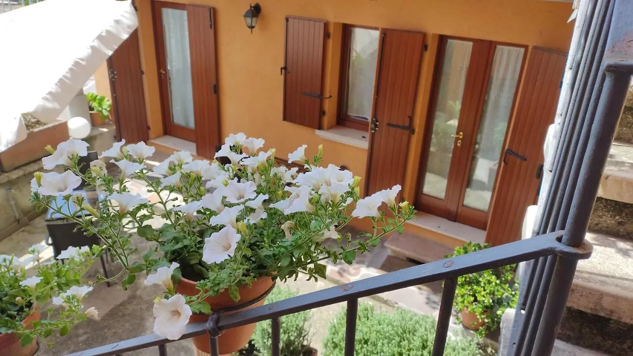 Bed & Breakfast B&B Agora' Gardone Riviera